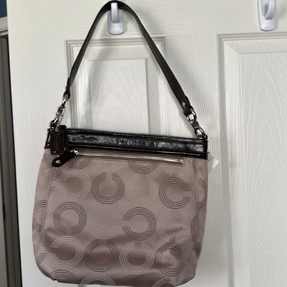 NWT Coach Shoulder Bag Purse - Picture 2 of 5
